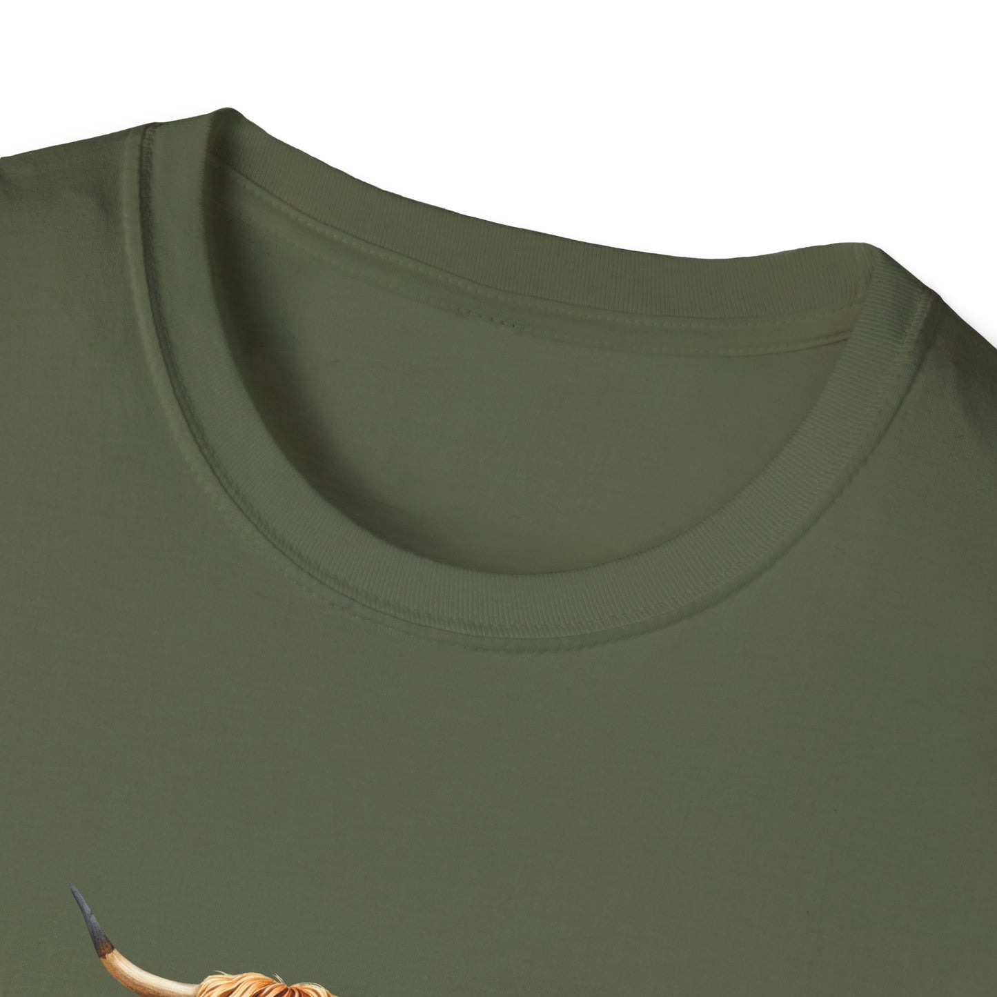 Autumn Cow Graphic T-Shirt - Perfect for Fall Celebrations