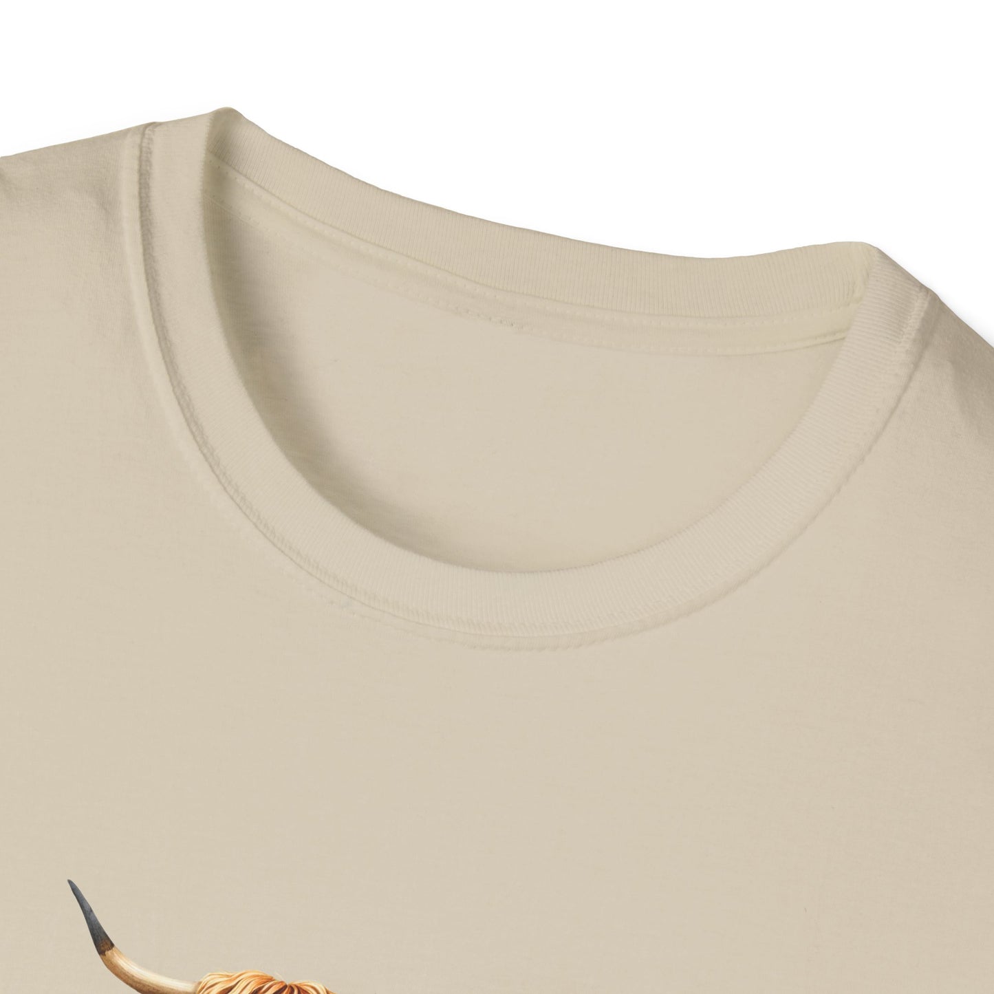 Autumn Cow Graphic T-Shirt - Perfect for Fall Celebrations